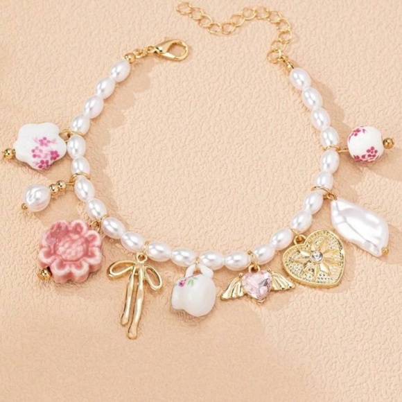 Jewelry - Y2K Pearl Charm Bracelet | Floral Porcelain Beads